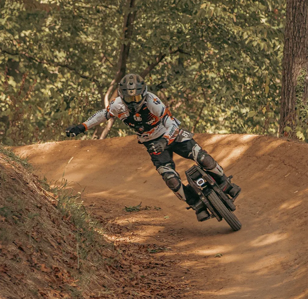 inmotion x1 on track.webp