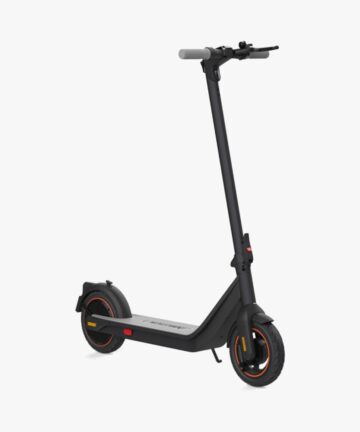 Inmotion Air Pro Electric Scooter front side